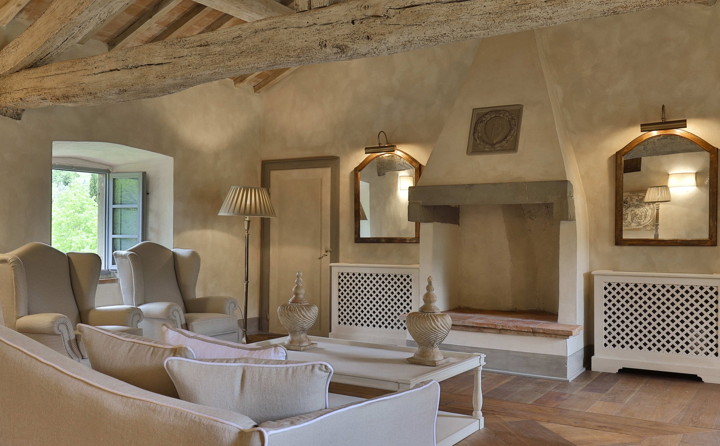 Francis York NEW Luxury Holiday Rental in the Chianti Hills, Tuscany Booking This Summer  19.jpg