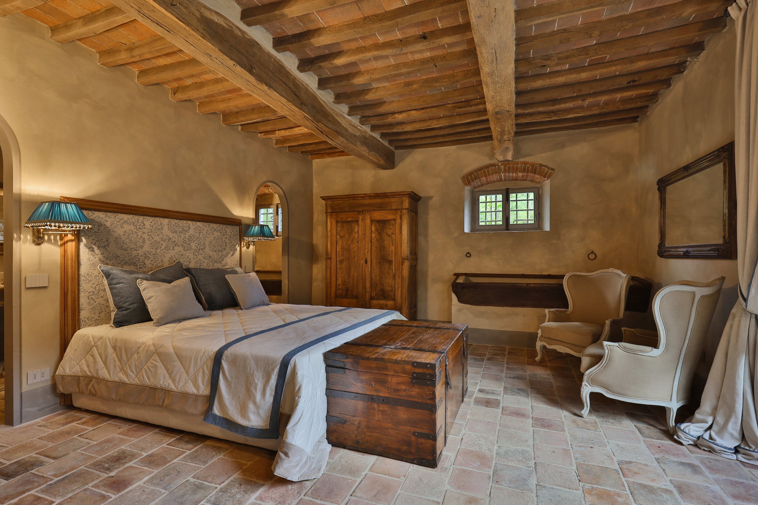Francis York NEW Luxury Holiday Rental in the Chianti Hills, Tuscany Booking This Summer  30.jpg