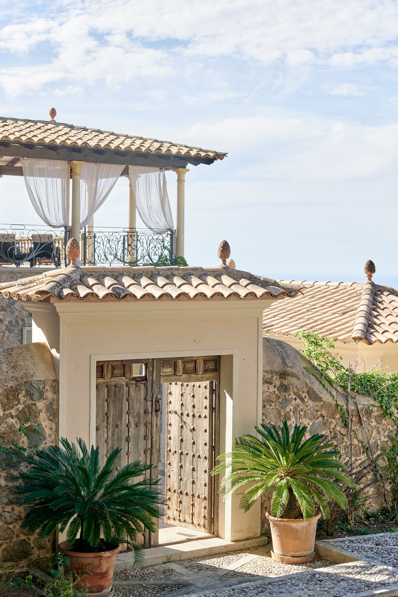 Francis York Can Calo: Historic Estate in Mallorca Built by Archduke Luis Salvador of Habsburg 1.jpg