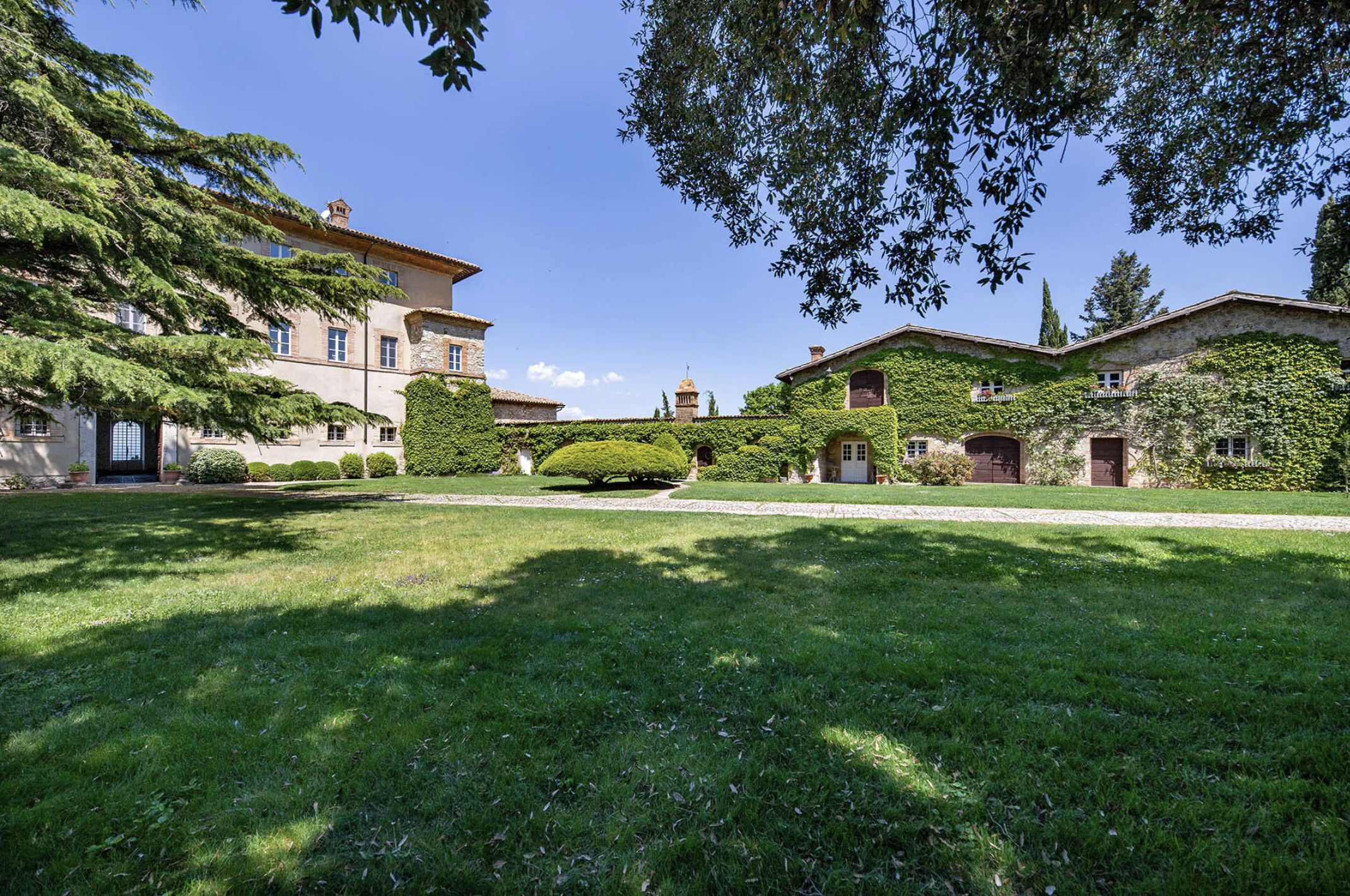 Francis York Historic Palazzo For Sale in Umbria, Italy Set in Private Park 23.png