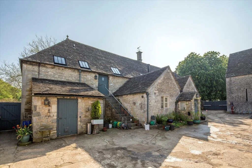 Francis York Nether Lypiatt Manor Former Royal Retreat in the Cotswolds 24.jpeg