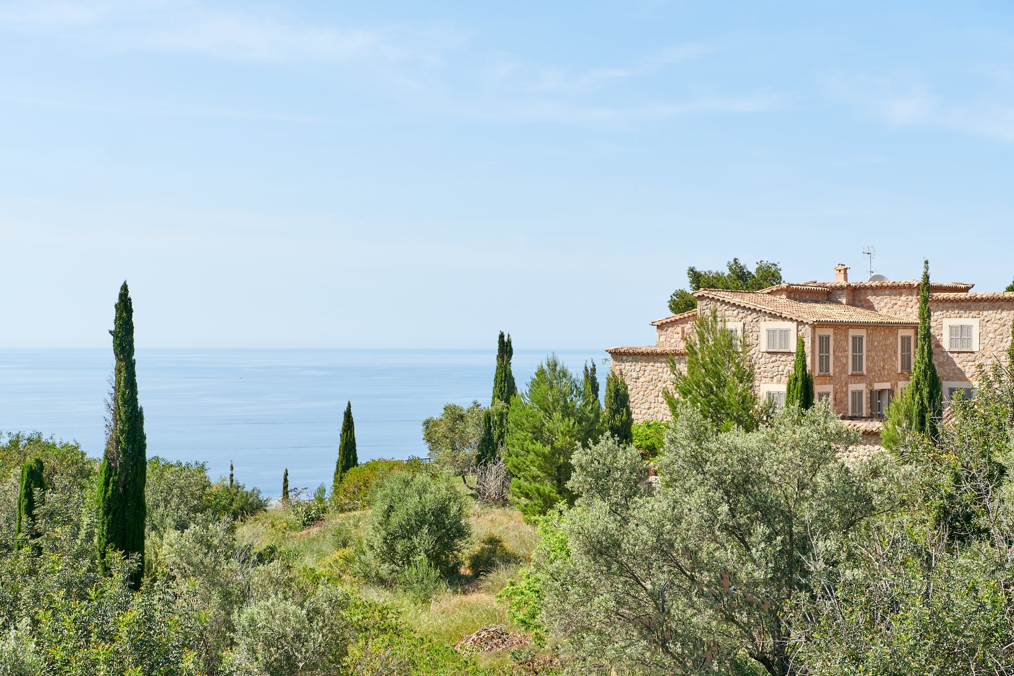 Francis York Casa Charlotte Dream Monthly Holiday Rental in Deia, Mallorca Available in September 38.jpg