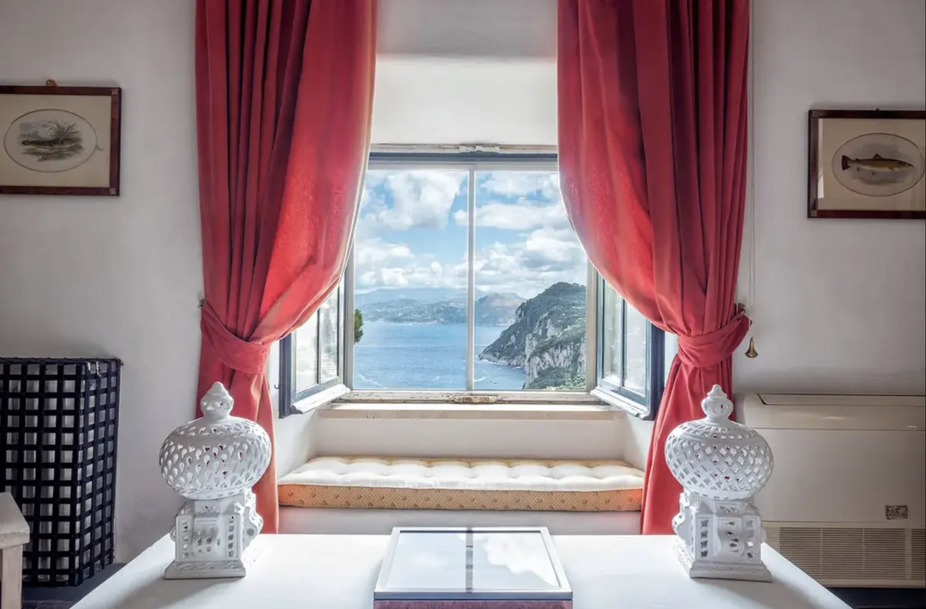 Francis York Villa Aiano Exclusive Luxury Villa Rental in Capri Slim Aarons 19.png