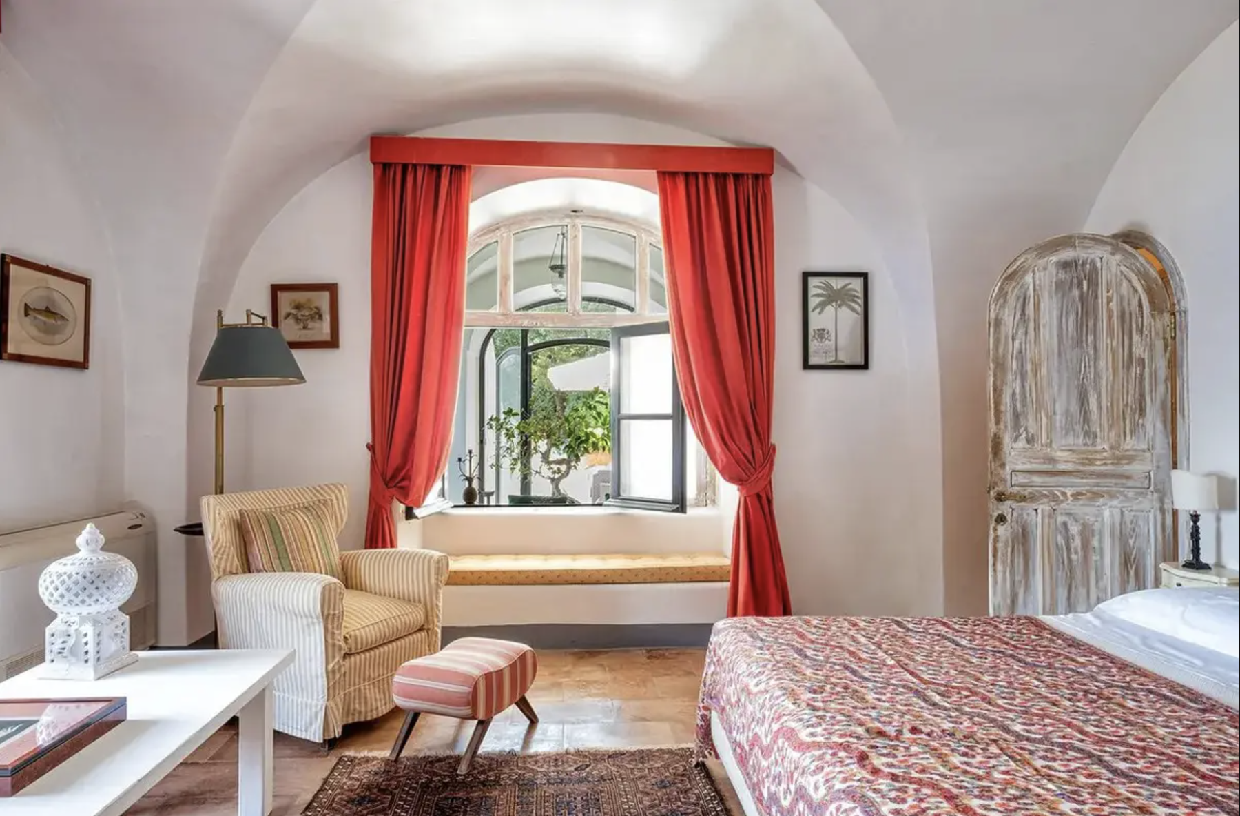 Francis York Villa Aiano Exclusive Luxury Villa Rental in Capri Slim Aarons 21.png