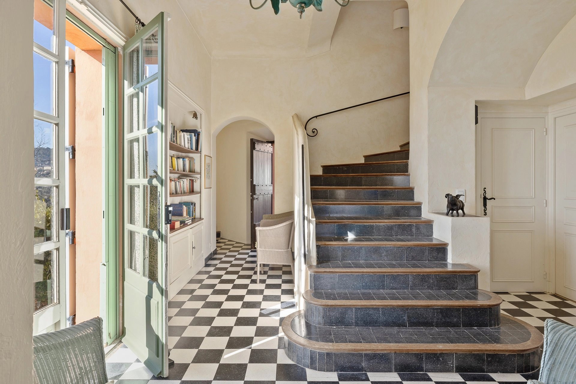 Francis York Home Hunts Provencal Mansion in the French Riviera Hills Near Grasse 4.jpg
