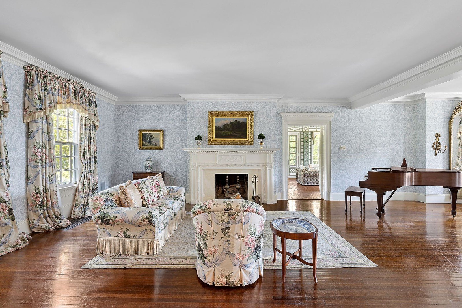 Francis York Daniel Gale Sothebys The Lindens Timeless Long Island Estate Once Home to the Famed Bootleggers, the Vanderbilts, and Rockstars 3.jpeg