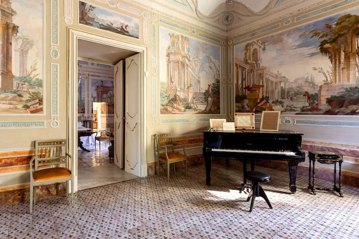 Francis York Villa Tasca Book The Luxury Villa Rental From ‘The White Lotus’ in Sicily, Italy 4.jpg