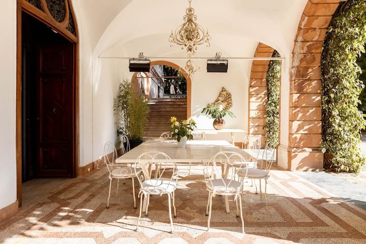 Francis York Villa Tasca Book The Luxury Villa Rental From ‘The White Lotus’ in Sicily, Italy 16.jpg