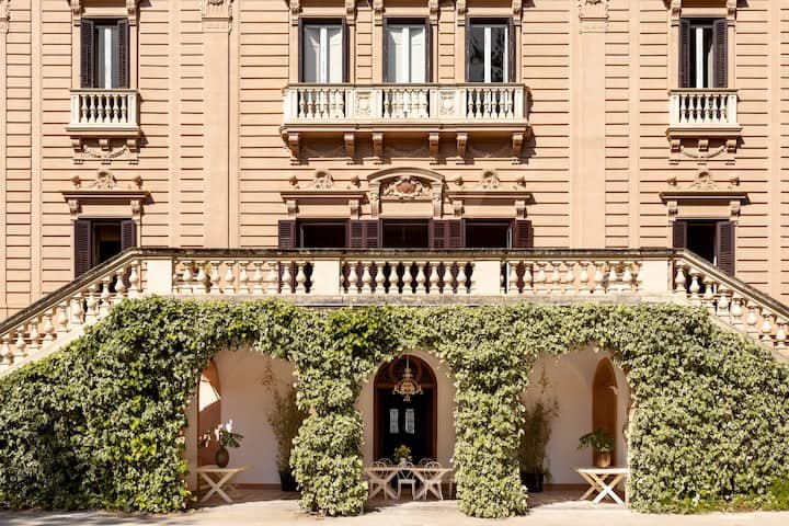 Francis York Villa Tasca Book The Luxury Villa Rental From ‘The White Lotus’ in Sicily, Italy 17.jpg
