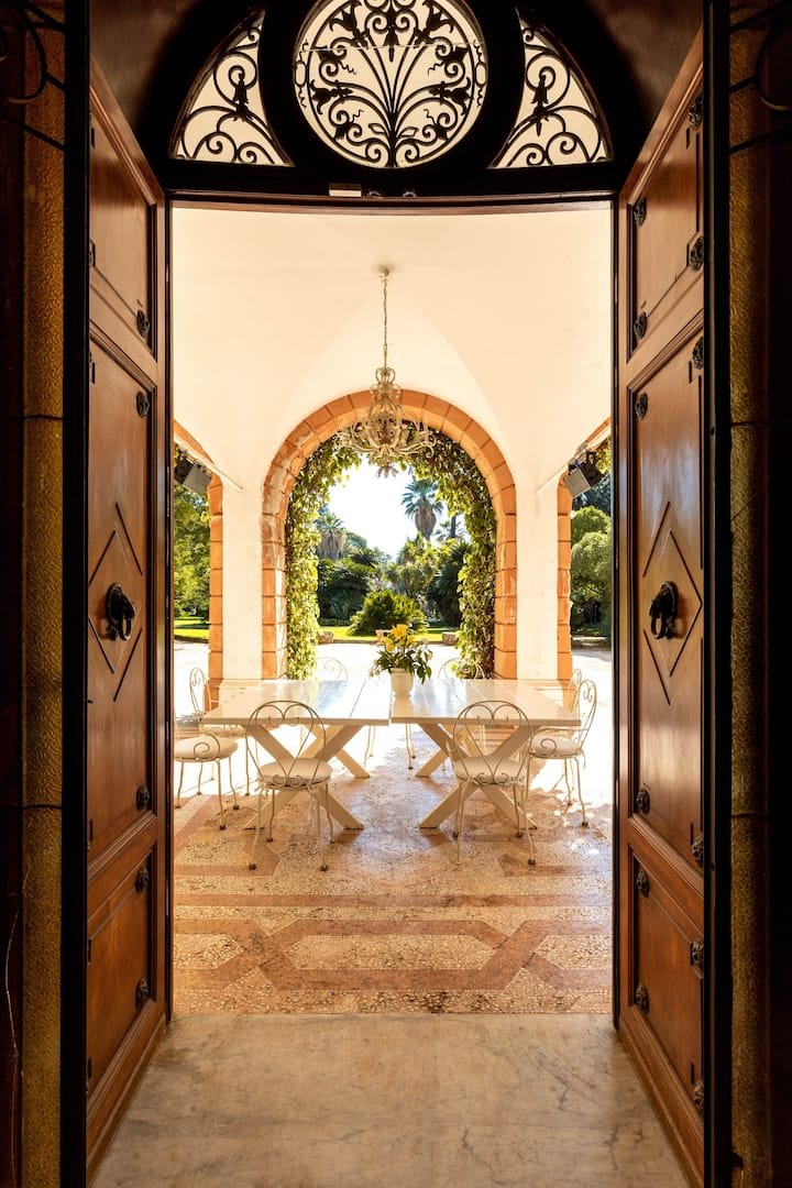 Francis York Villa Tasca Book The Luxury Villa Rental From ‘The White Lotus’ in Sicily, Italy 49.jpg