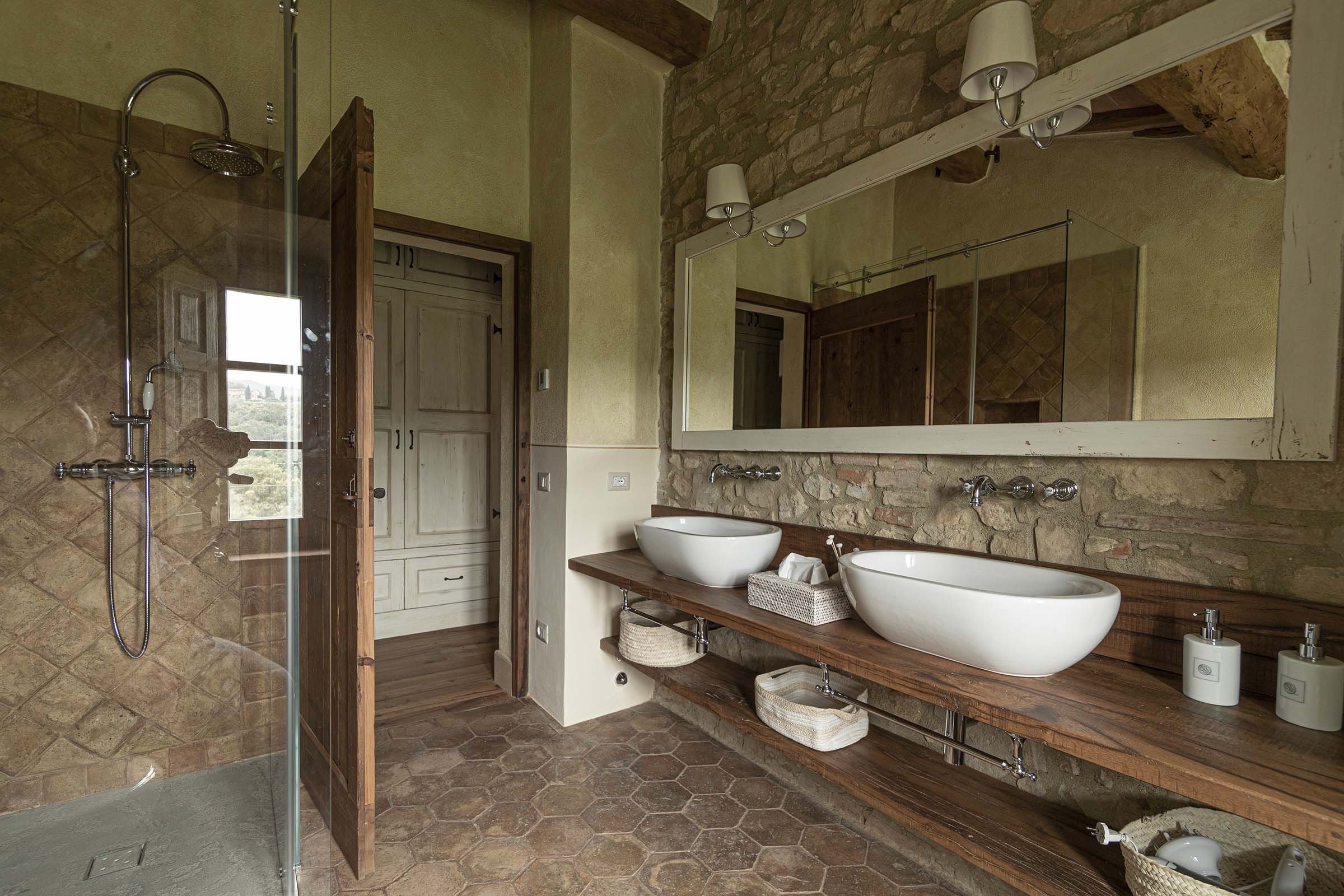Francis York Luxury Villa Rental in the Tuscan Hills Near Florence 5.jpg