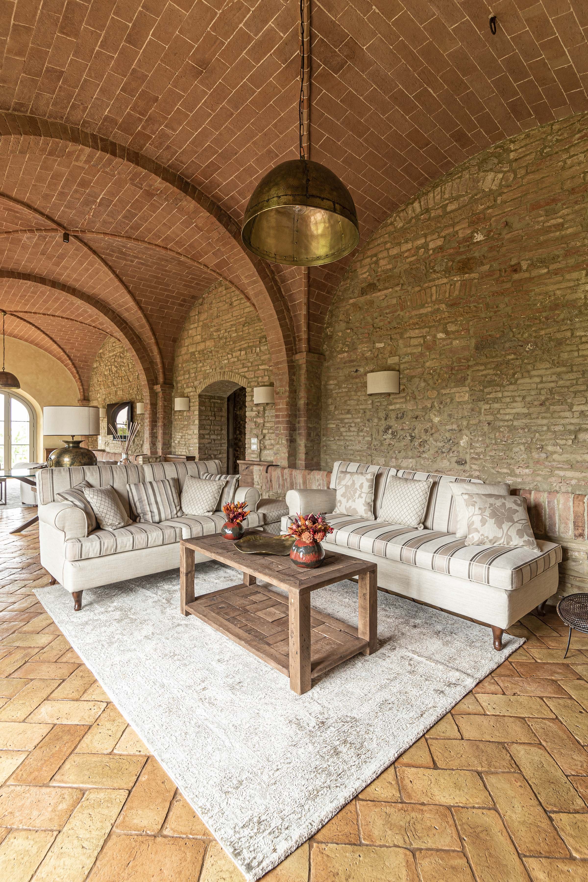Francis York Luxury Villa Rental in the Tuscan Hills Near Florence 30.jpg