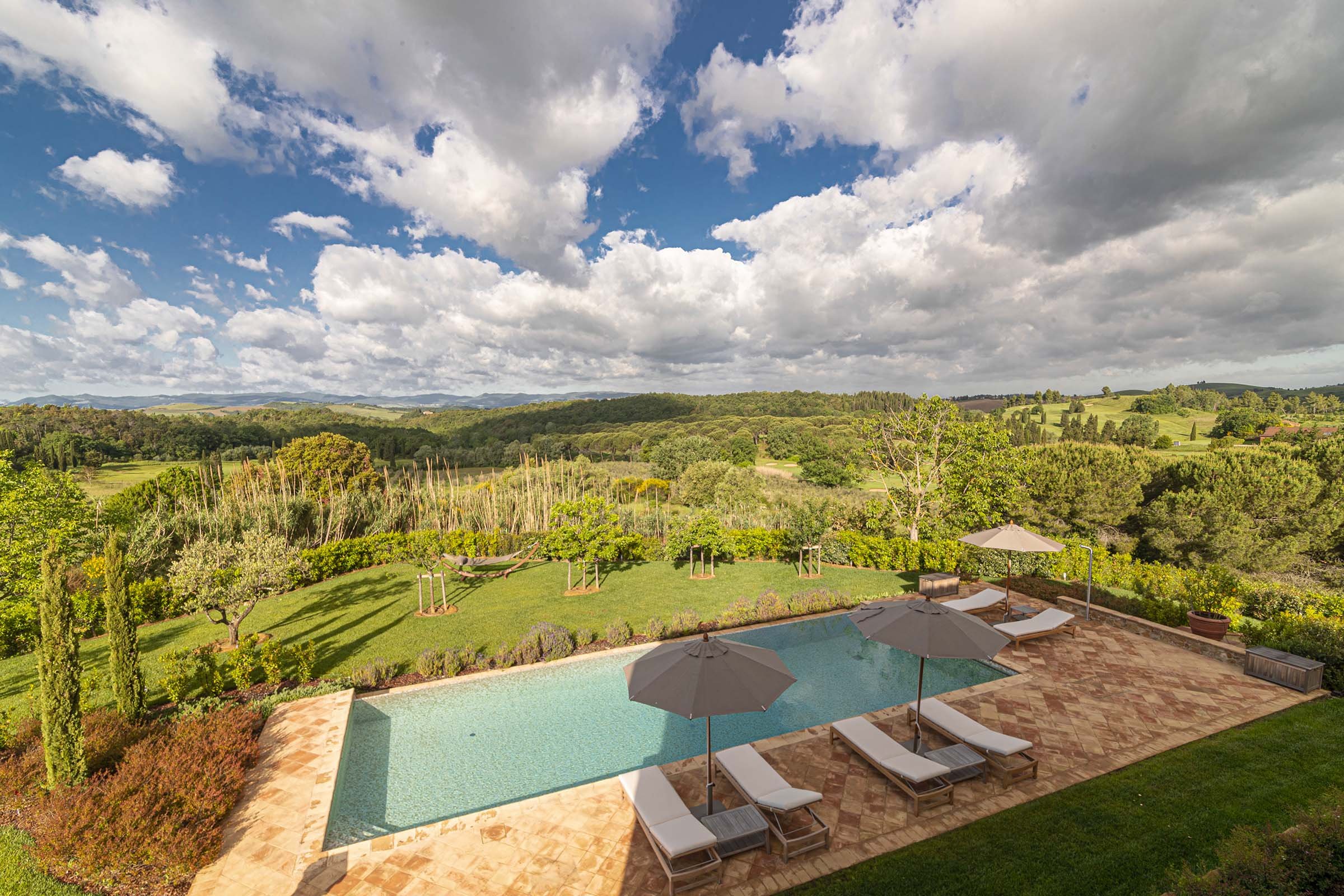 Francis York Luxury Villa Rental in the Tuscan Hills Near Florence 53.jpg