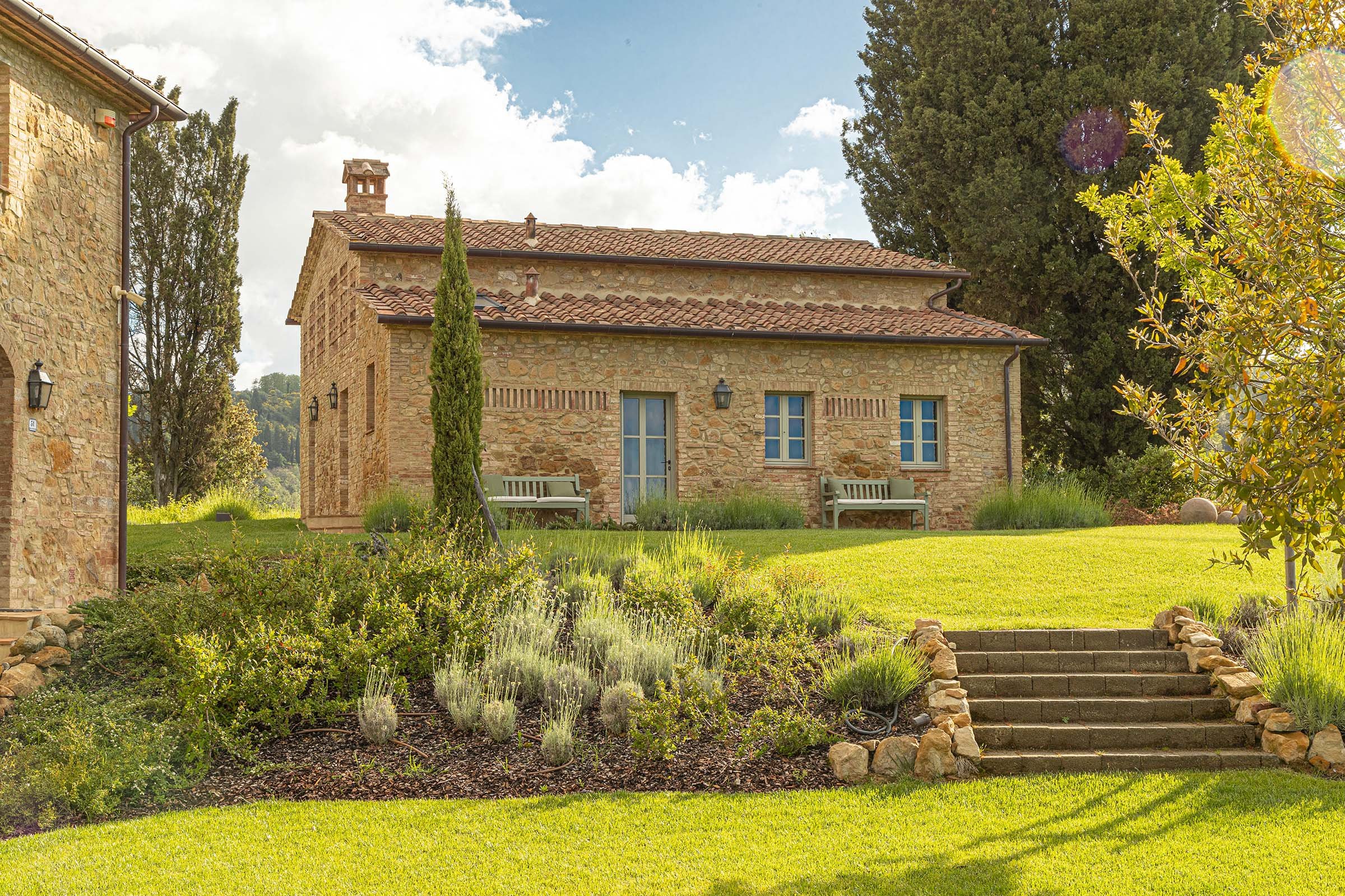 Francis York Luxury Villa Rental in the Tuscan Hills Near Florence 56.jpg
