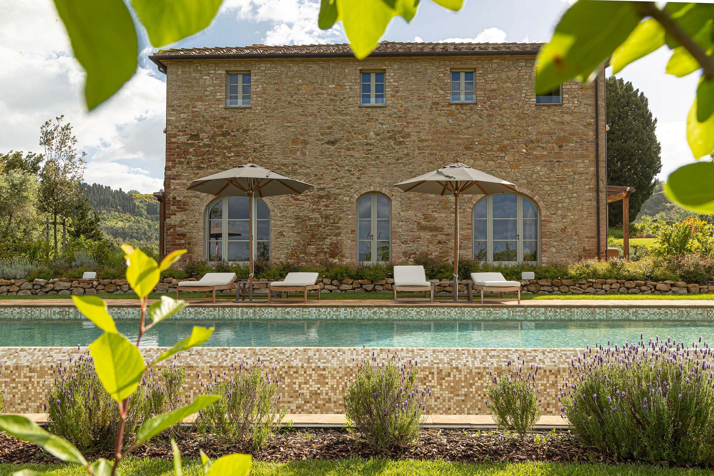 Francis York Luxury Villa Rental in the Tuscan Hills Near Florence 57.jpg