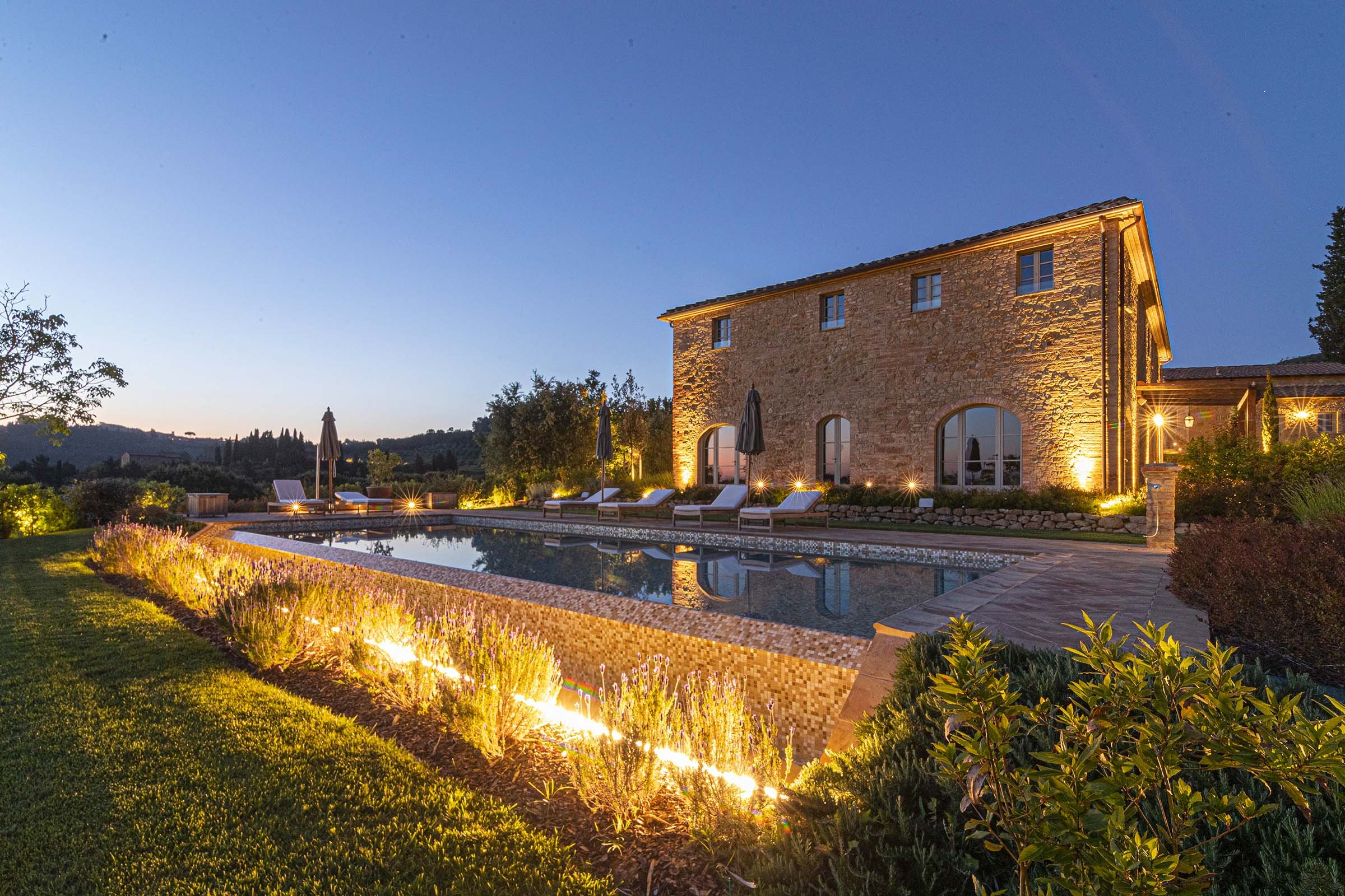 Francis York Luxury Villa Rental in the Tuscan Hills Near Florence 67.jpg