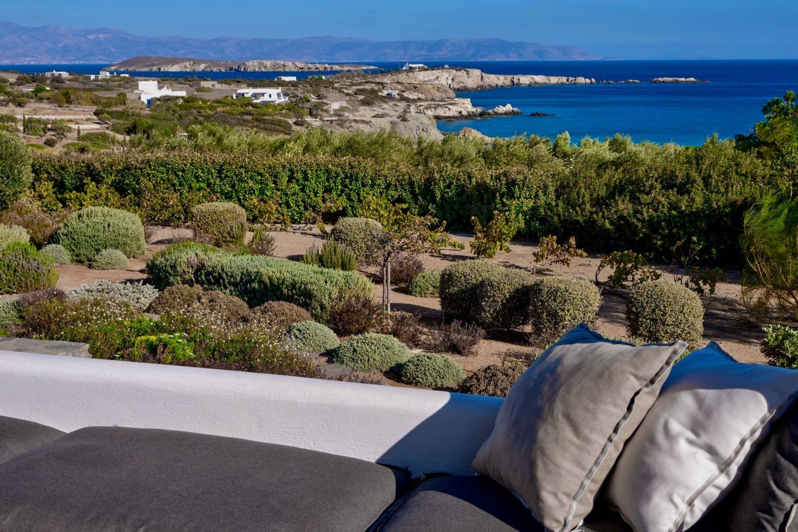 Francis York Luxury Villa in Paros, Greece Eligible For Greek Golden Visa Program 6.jpeg