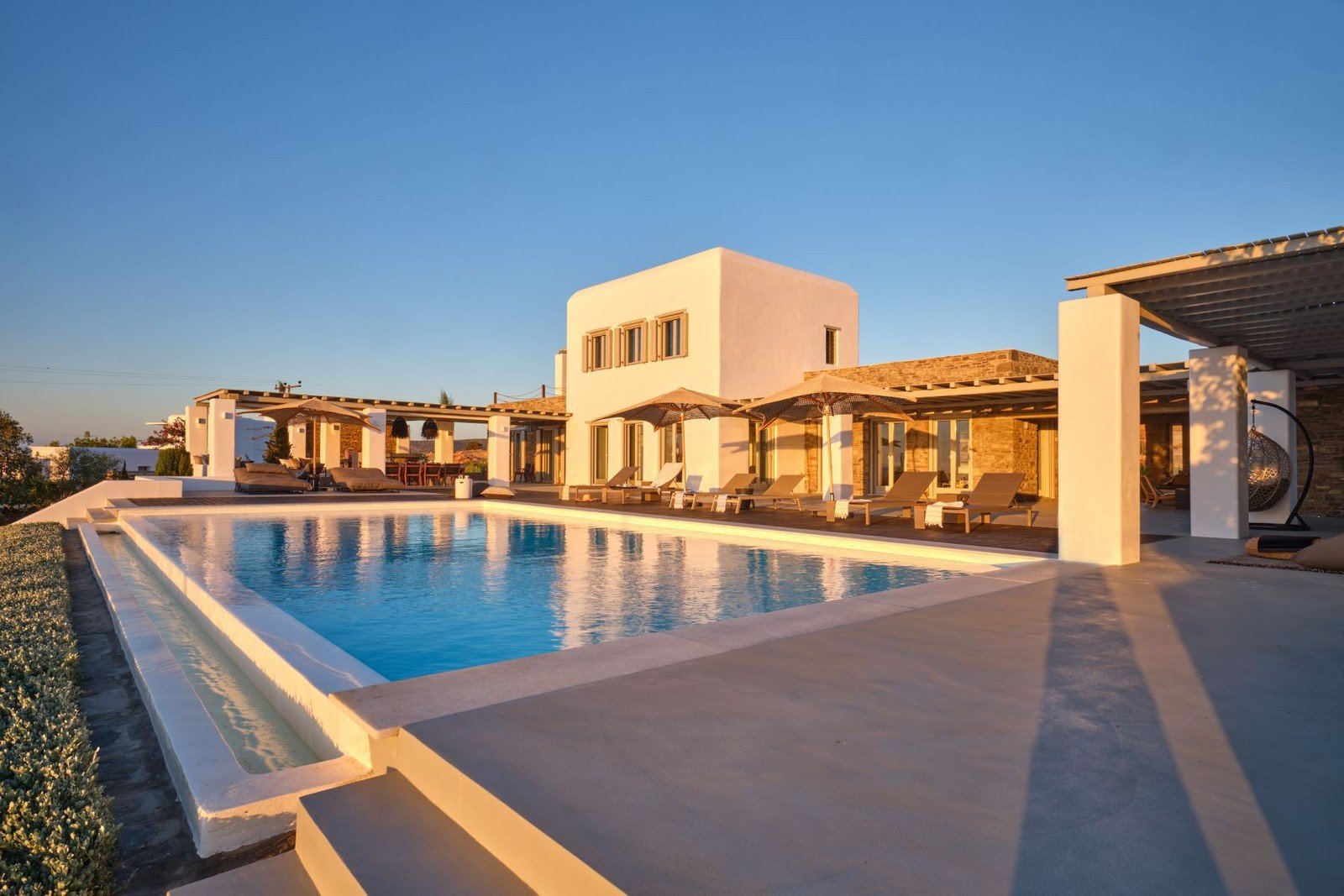 Francis York Luxury Villa in Paros, Greece Eligible For Greek Golden Visa Program 24.jpeg