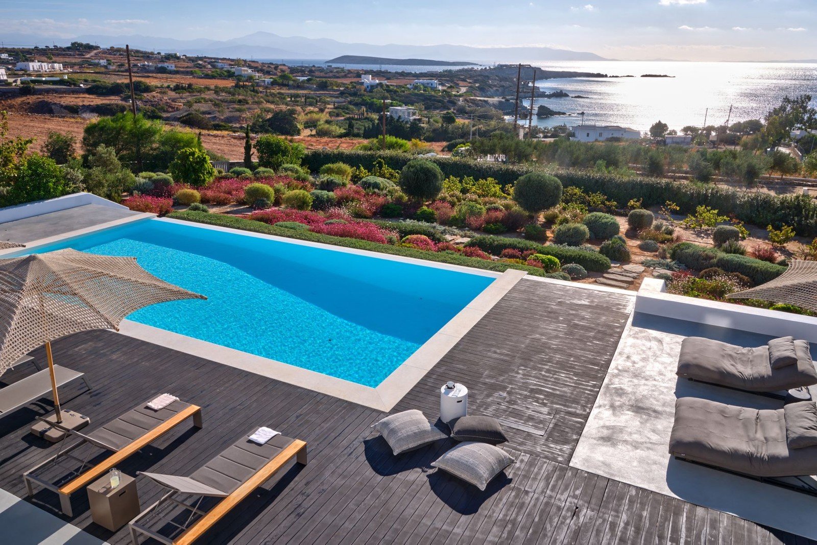 Francis York Luxury Villa in Paros, Greece Eligible For Greek Golden Visa Program 25.jpeg