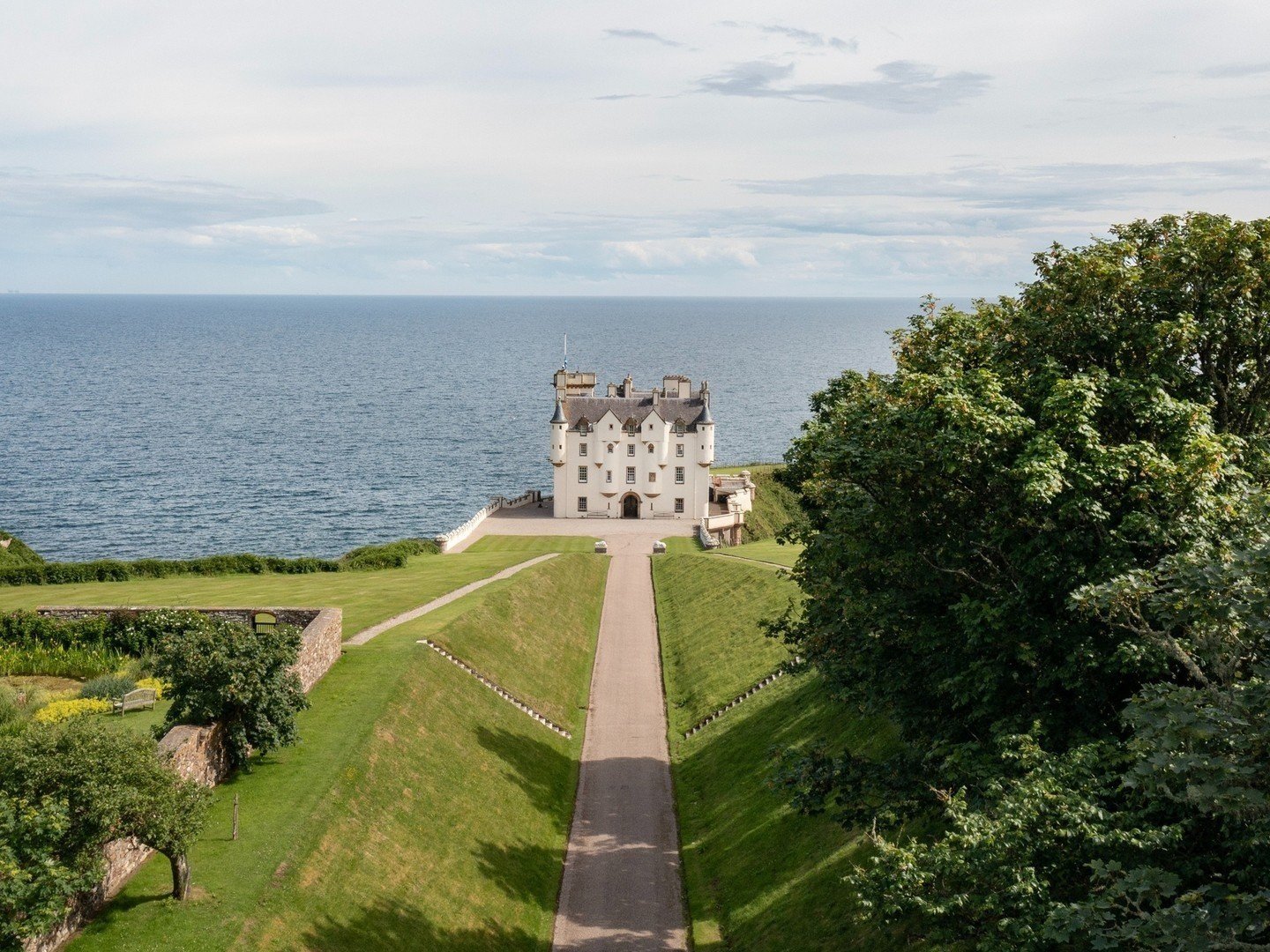 Francis+York+Savills+Dunbeath+Castle+Coastal+Estate+in+Scotland++30.jpg