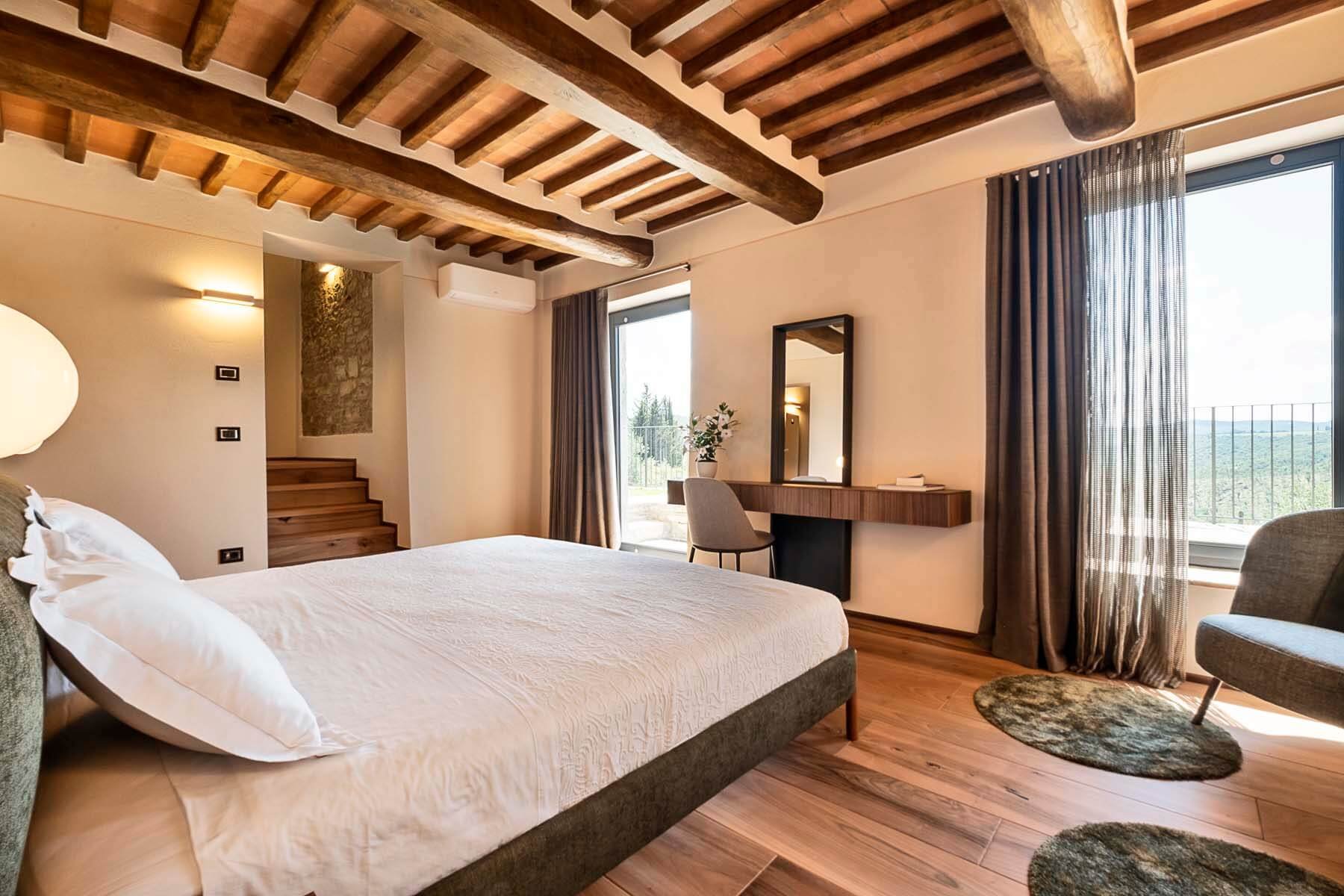 Francis York Luxury Villa Rental in the Tuscan Hills Near Gaiole in Chianti 11.jpg