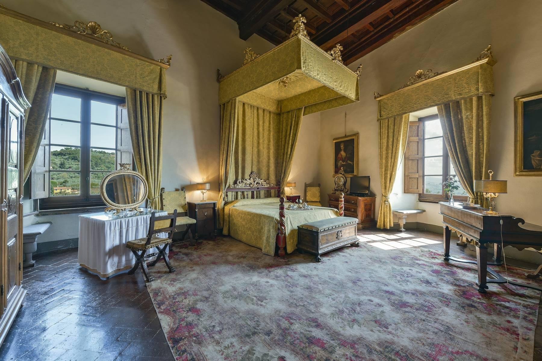 Francis York  Tuscan Villa Owned by Italian Aristocracy Available to Book as a Luxury Villa Rental 5.jpg