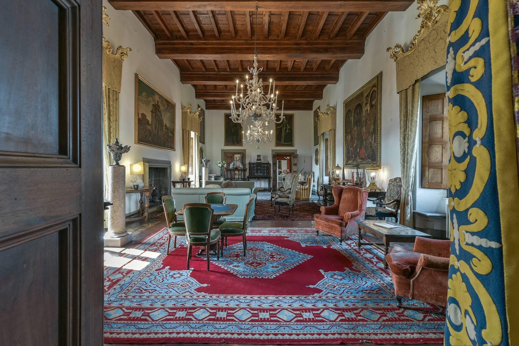 Francis York  Tuscan Villa Owned by Italian Aristocracy Available to Book as a Luxury Villa Rental 13.jpg