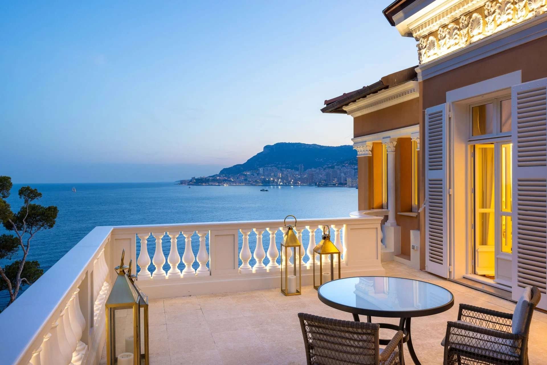 Francis York Belle Epoque Villa on The French Riviera With Views Over Monaco 13.jpg