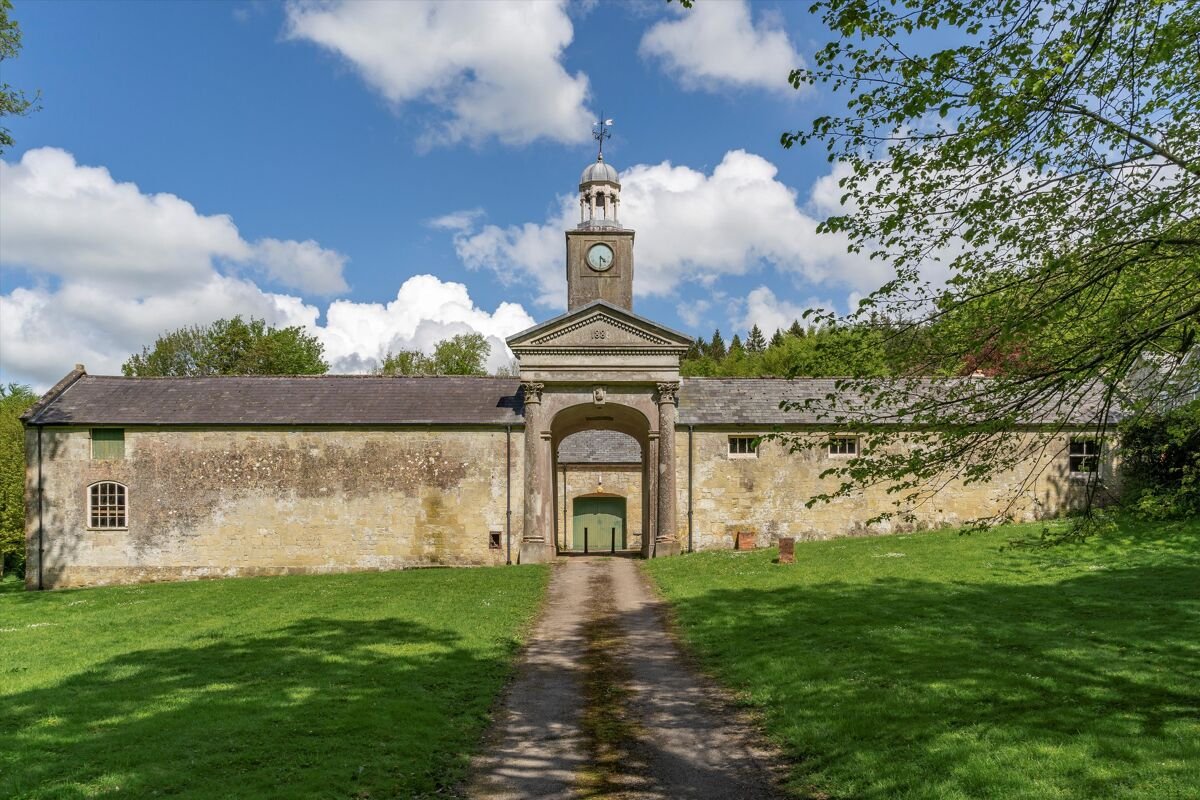 Francis York Impressive Palladian Mansion and Country Estate, 100 Miles From London 9.jpg