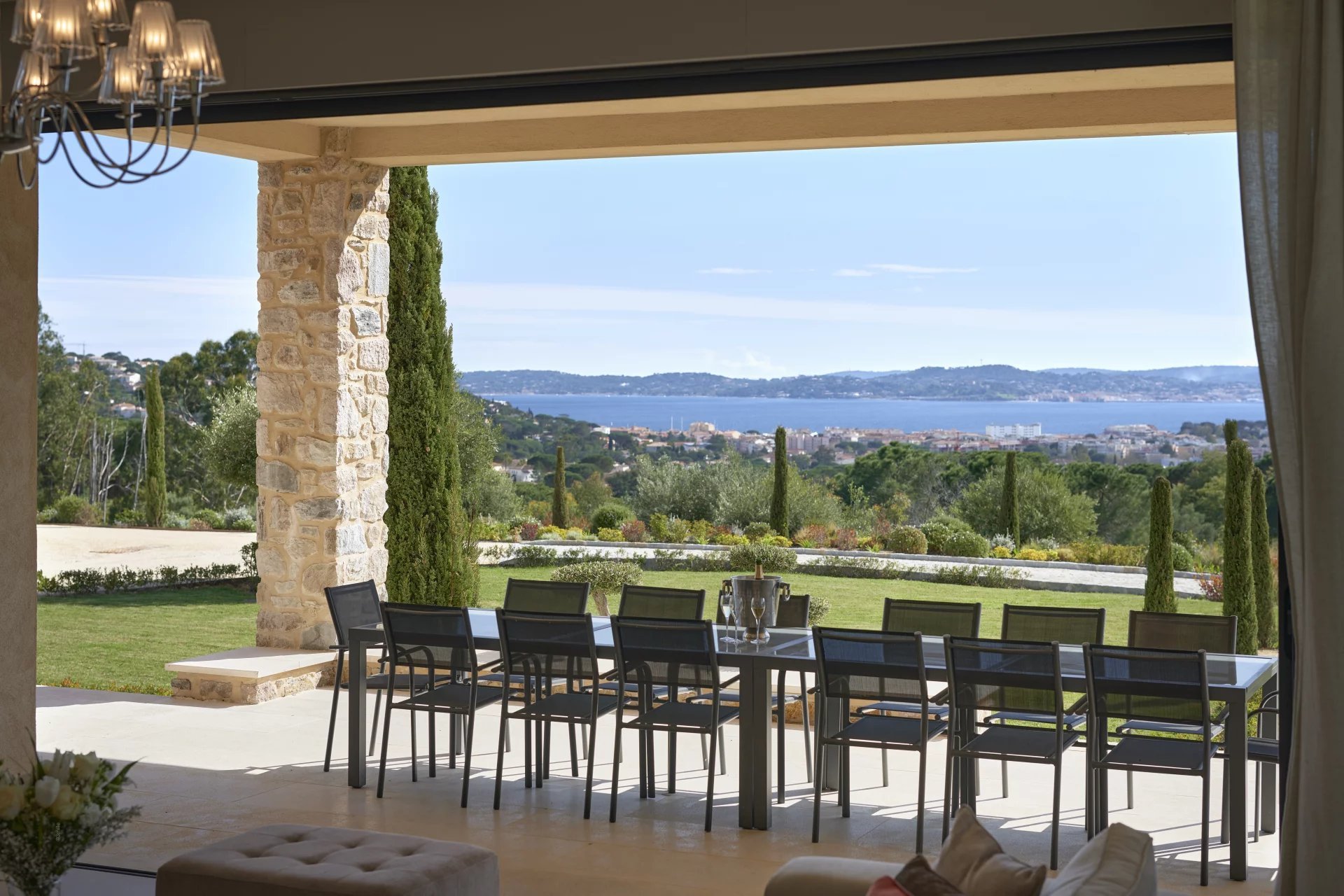 Francis York Luxury Villa Overlooking the Bay of Saint Tropez, French Riviera 7.jpg
