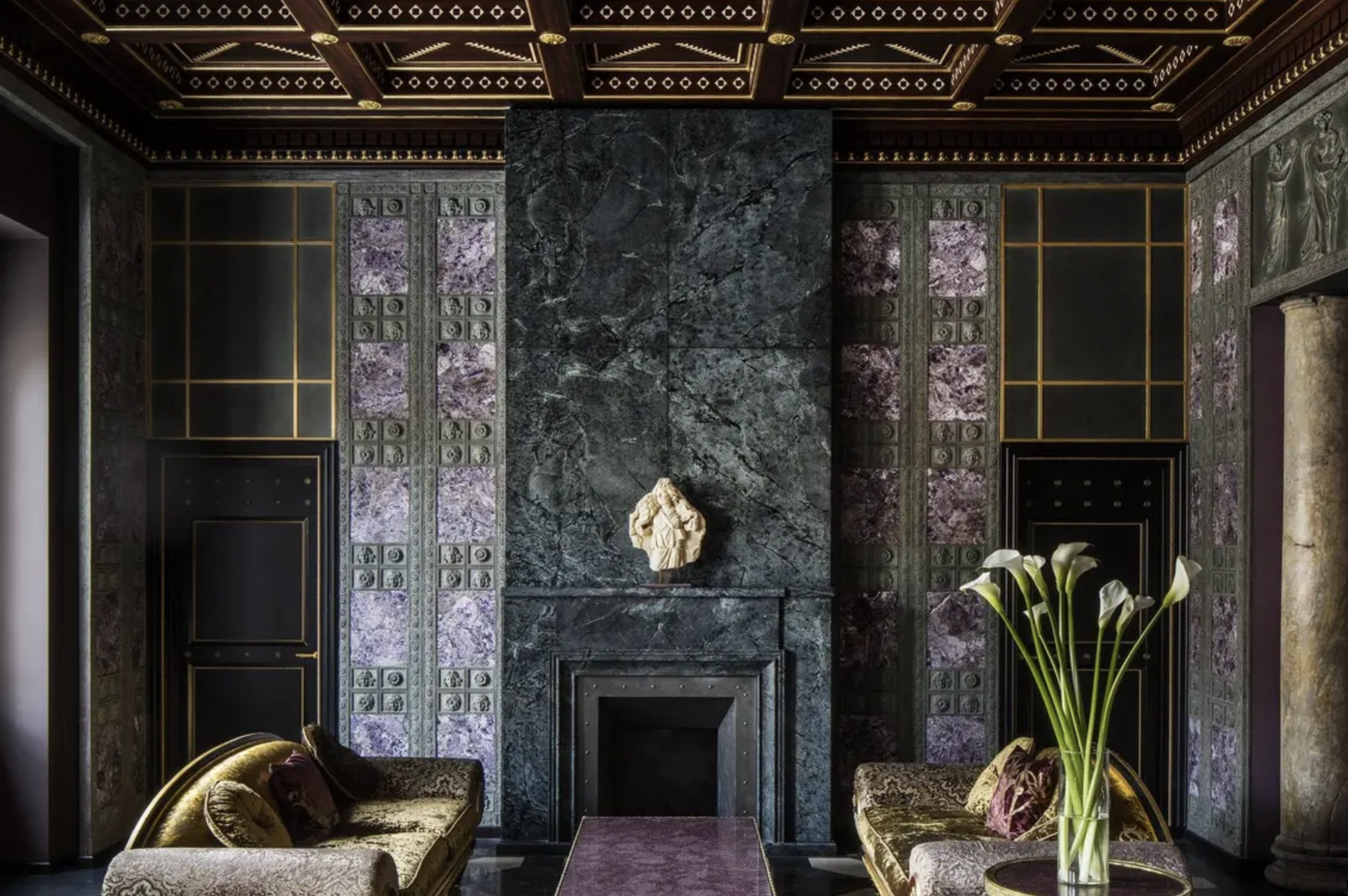 Francis York Luxury Villa Rental Rome Italy 00018.png
