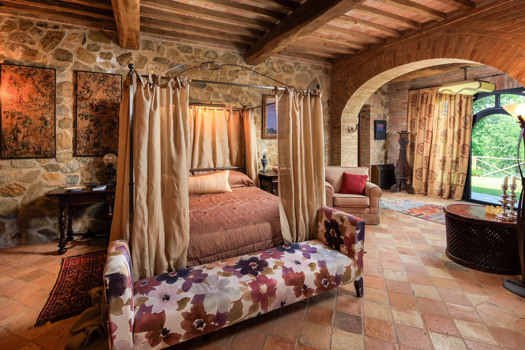 Francis York Tuscan Villa Near Siena With Super Tuscan Wine and Olive Oil Production 00080.jpg