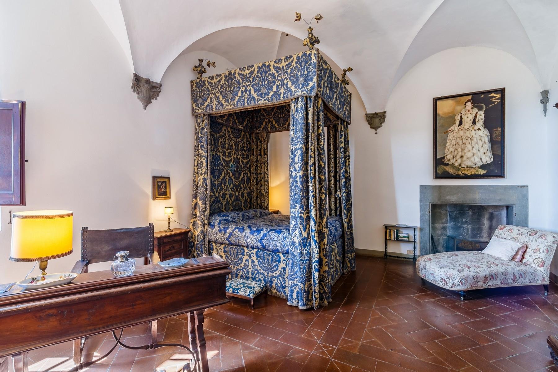 Francis York Medieval Castle Turned Renaissance Villa in Tuscany, Italy  00014.jpg