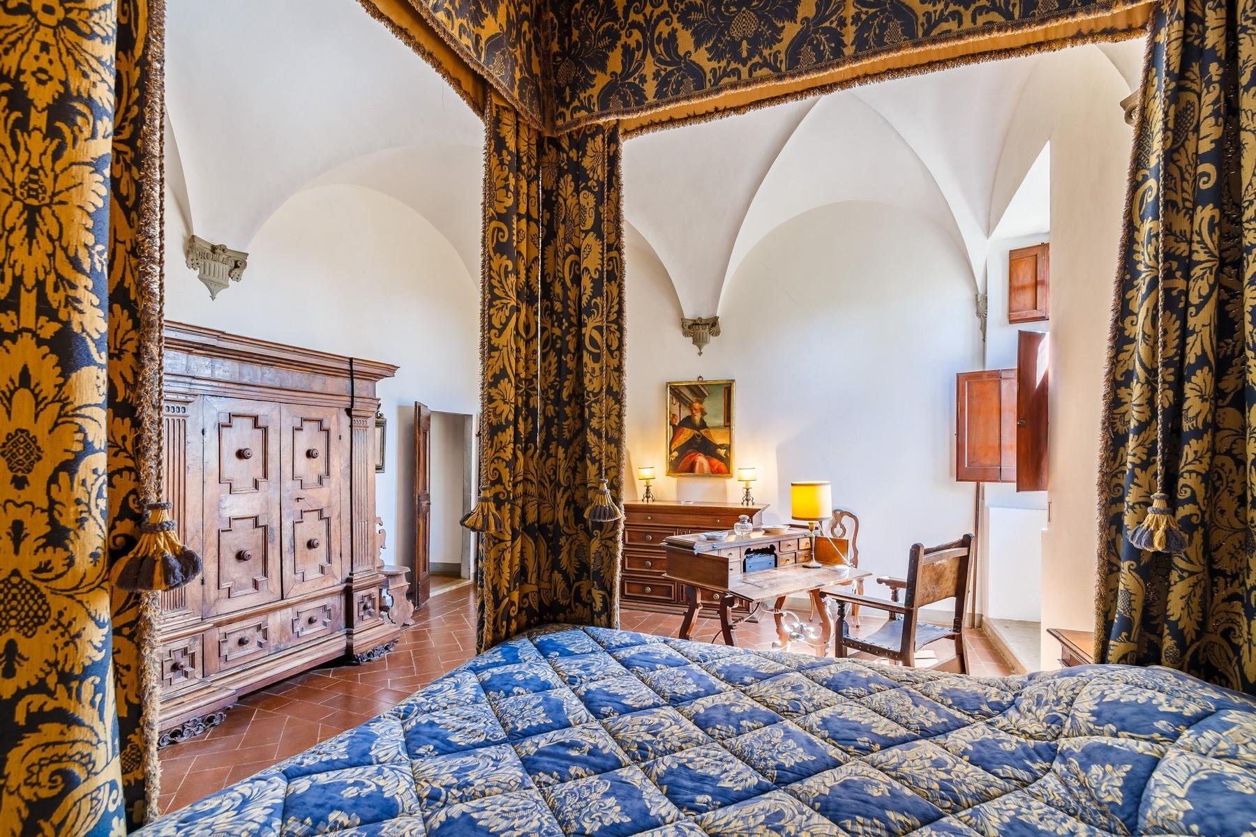 Francis York Medieval Castle Turned Renaissance Villa in Tuscany, Italy  00015.jpg
