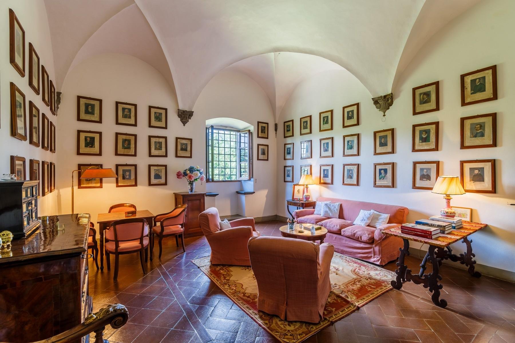 Francis York Medieval Castle Turned Renaissance Villa in Tuscany, Italy  00016.jpg