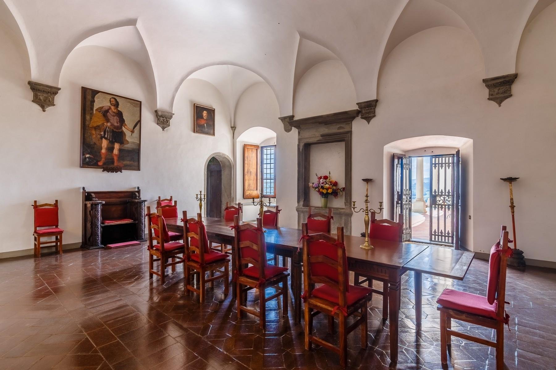 Francis York Medieval Castle Turned Renaissance Villa in Tuscany, Italy  00017.jpg