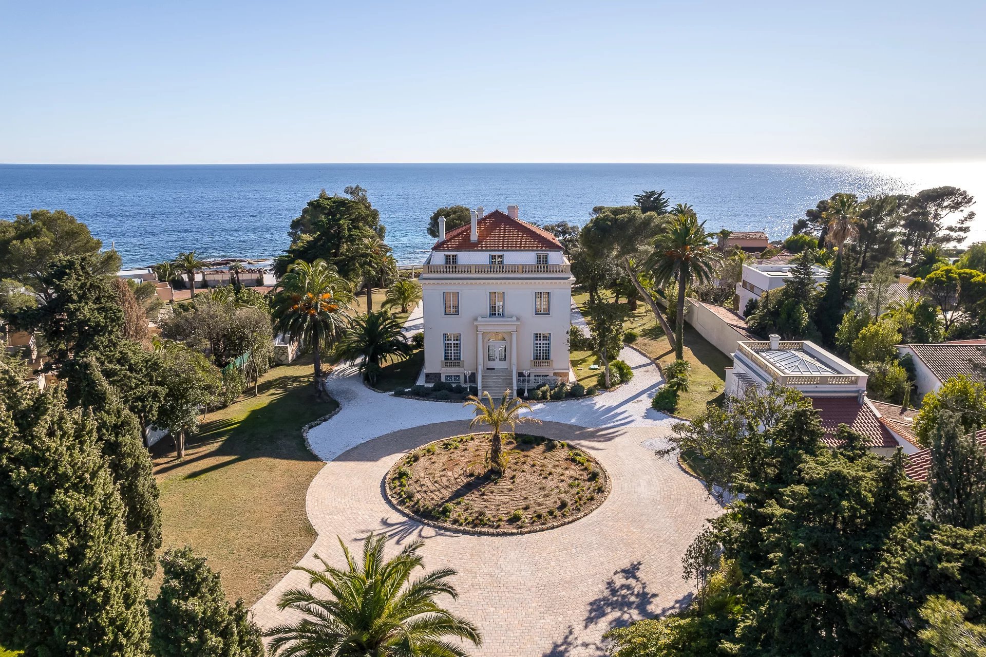 Francis York Belle Epoque Villa in the French Riviera Resort Town of Saint Raphael 00003.jpeg