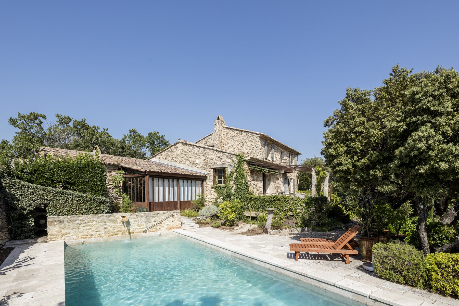 Francis York  Charming Stone House in the Provencal Village of Gordes, France  00010.jpg