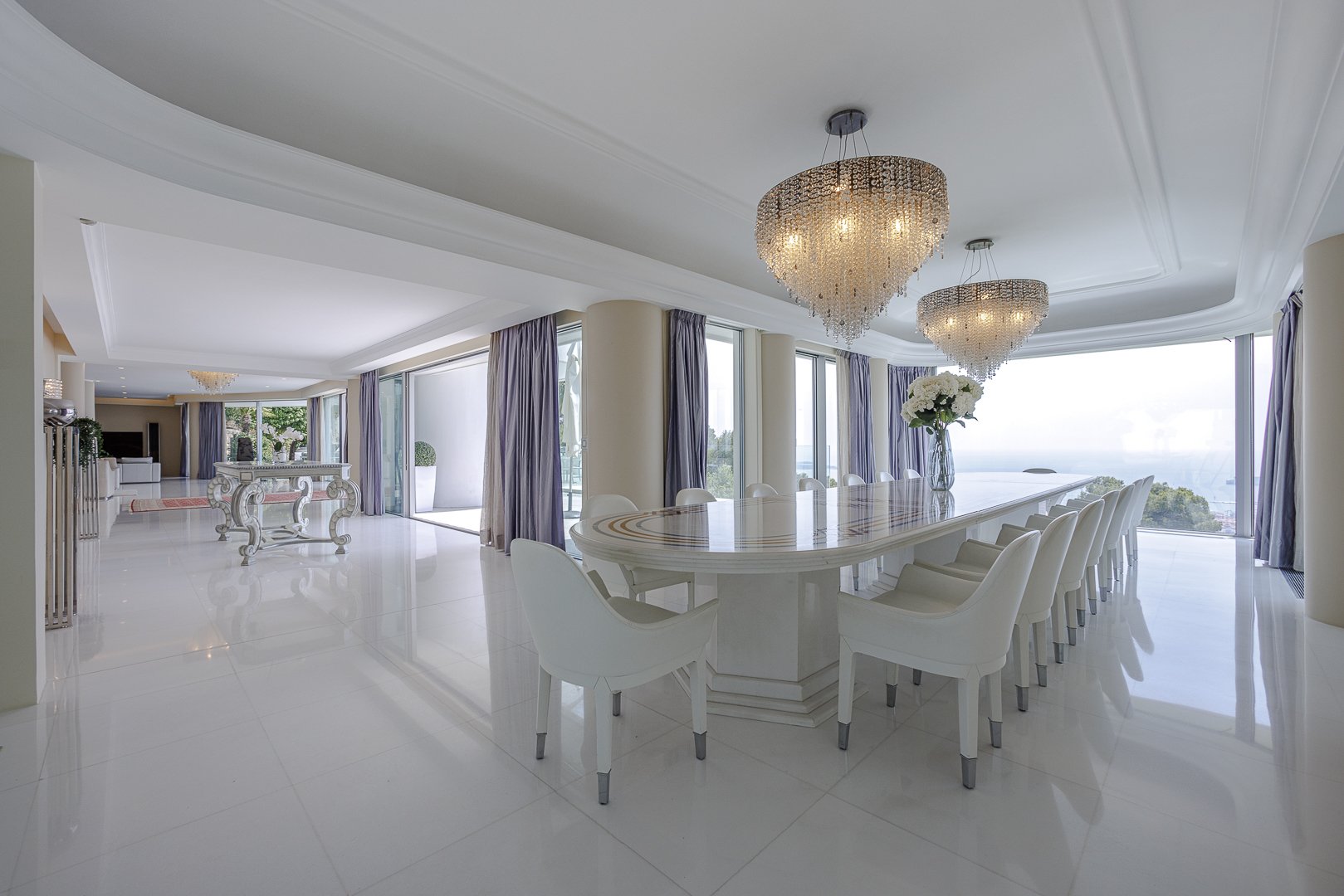 Francis York Luxury Residence in Cannes with Panoramic Sea Views 00007.jpg