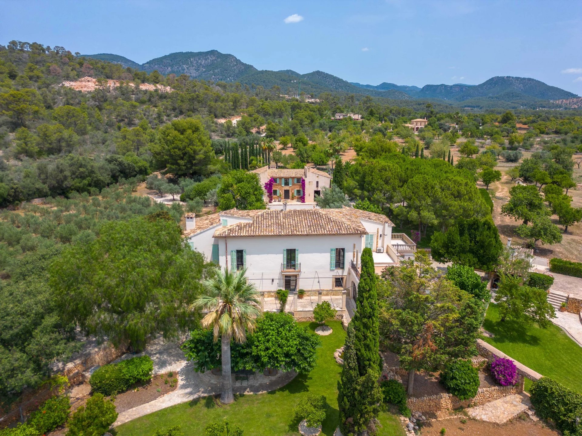 Francis York Bunyola Home Hunts Luxurious Country Estate in Mallorca, Spain 00002.jpeg