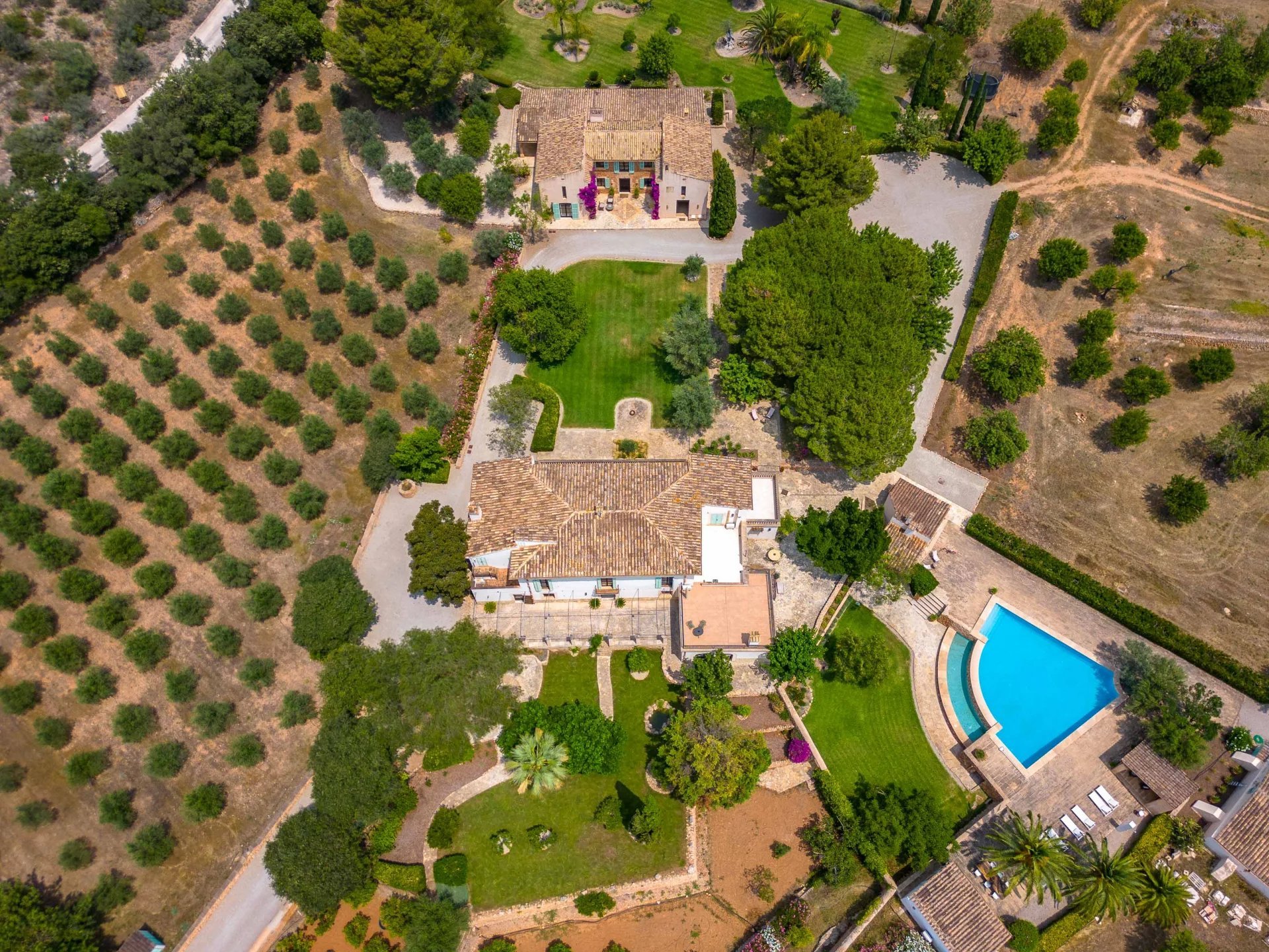 Francis York Bunyola Home Hunts Luxurious Country Estate in Mallorca, Spain 00006.jpeg