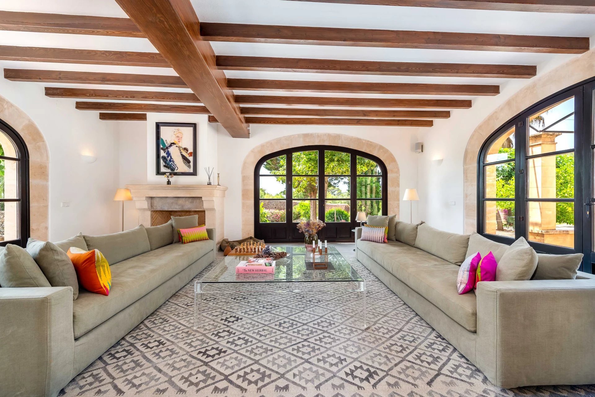 Francis York Bunyola Home Hunts Luxurious Country Estate in Mallorca, Spain 00016.jpeg