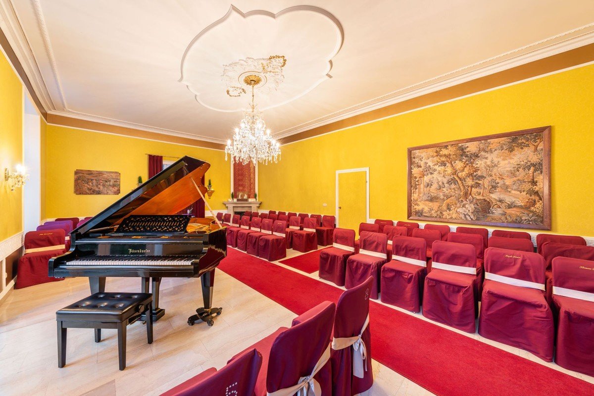 Francis+York+ Mozart Castle Concierge Auctions Austria Sothebys 00021.jpeg