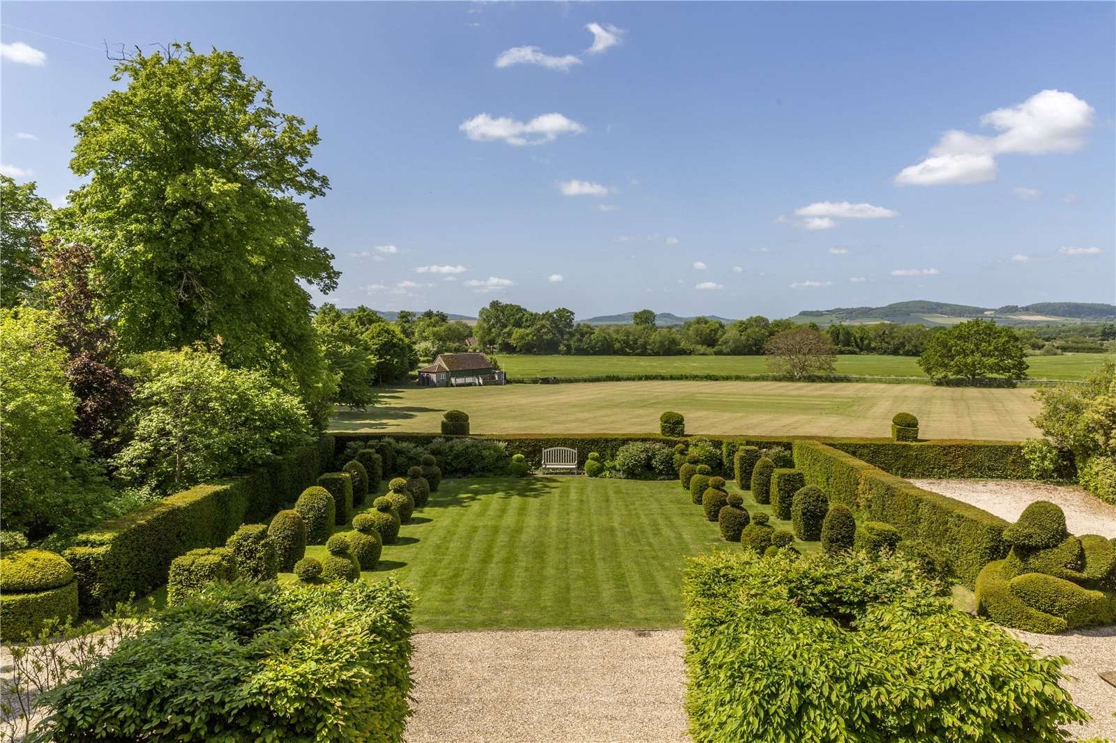 Francis+York+ Historic English Estate in the Cotswolds  00019.jpg