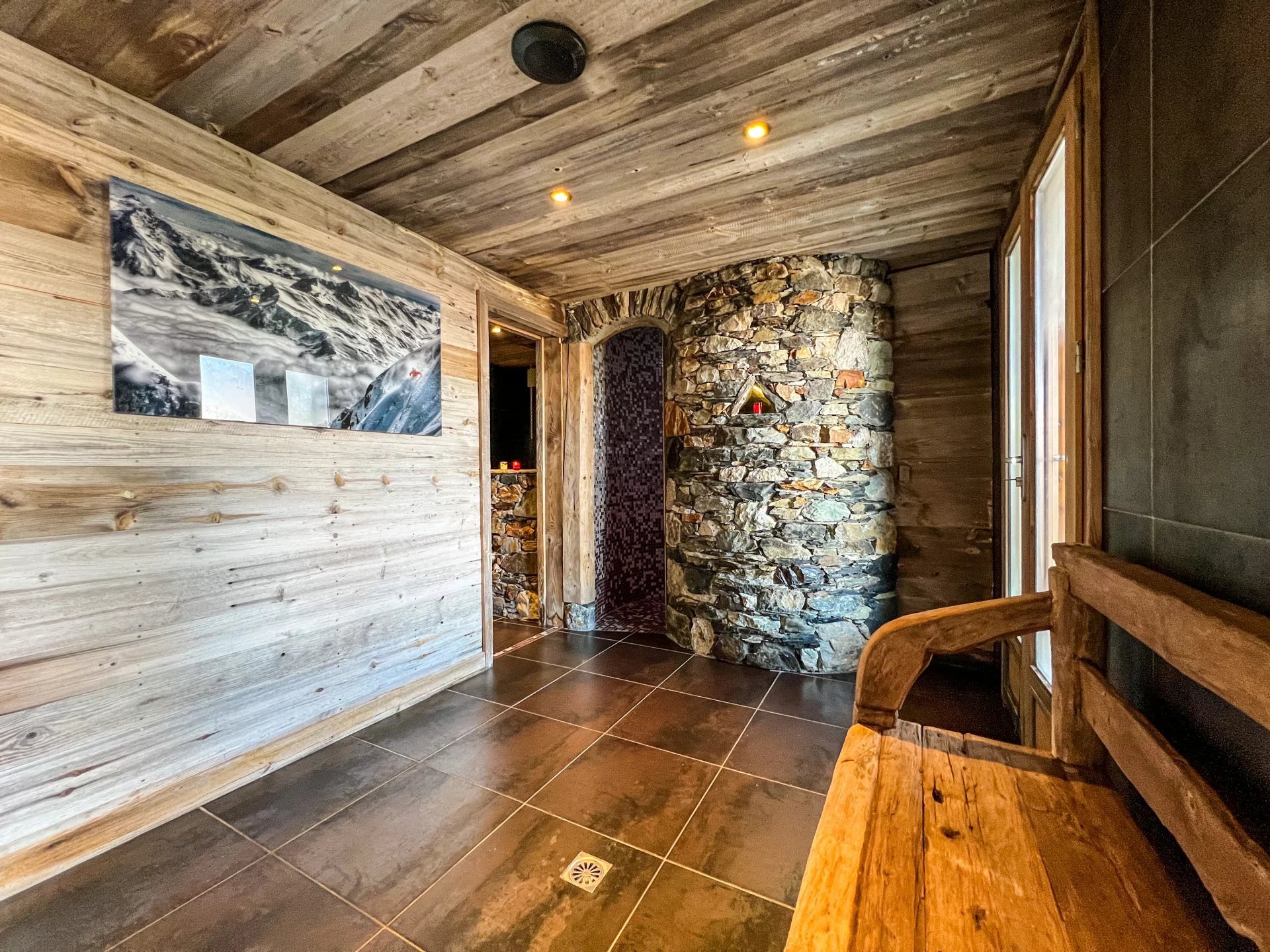 Francis+York+ Luxury Chalet in the La Plagne, French Alps 00024.jpeg