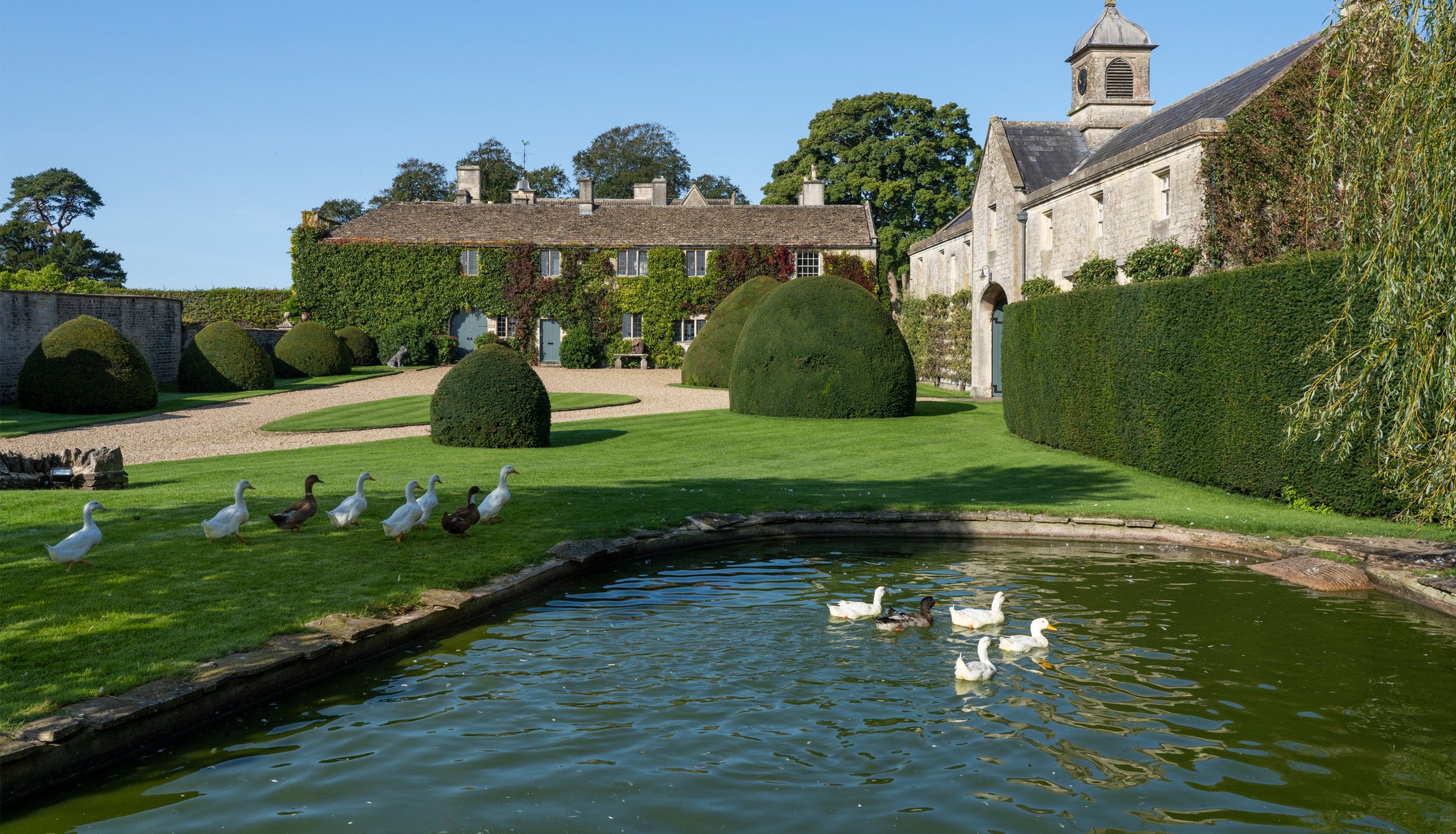 Francis+York+Country House in the Cotswolds with Famous Formal Gardens 00030.jpg