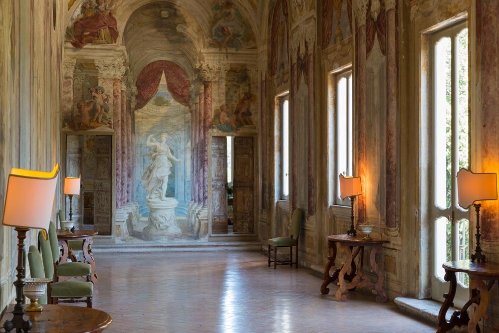 Francis+York+Frescoed Villa Built for Papal Nobility Near Rome, Italy  00014.jpg