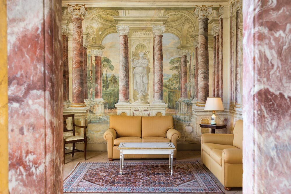 Francis+York+Frescoed Villa Built for Papal Nobility Near Rome, Italy  00017.jpg