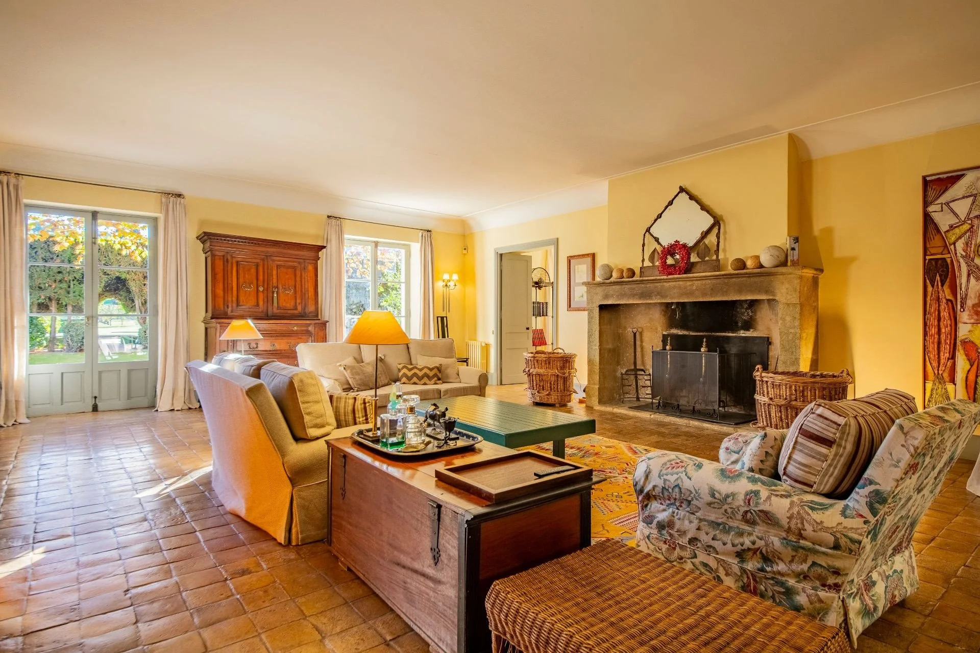 Beautifully Restored Provençal Farmhouse Near Saint-Rémy-de-Provence ...