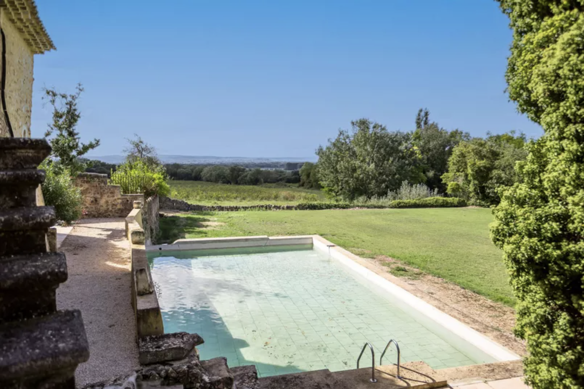 Francis+York+Renovated Historic Residence and 98 Acre Estate in Provence, France  00007.png